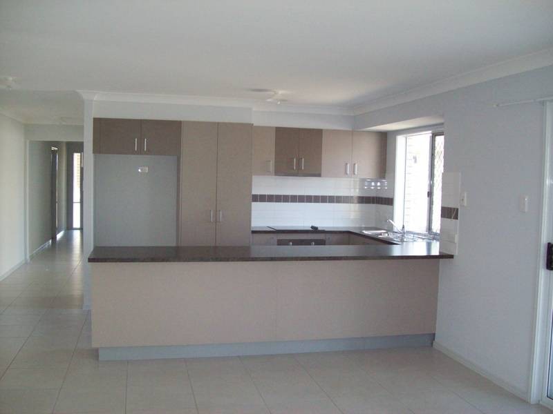 150 Berry Street, Yamanto QLD 4305