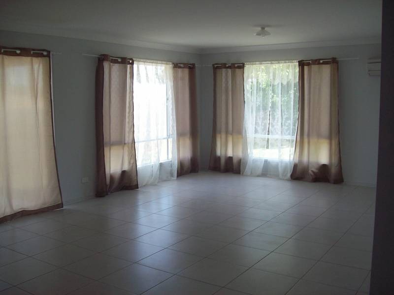 150 Berry Street, Yamanto QLD 4305