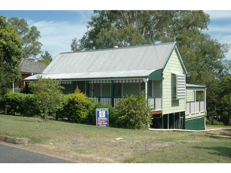 18 Hume Street, Woodend QLD 4305