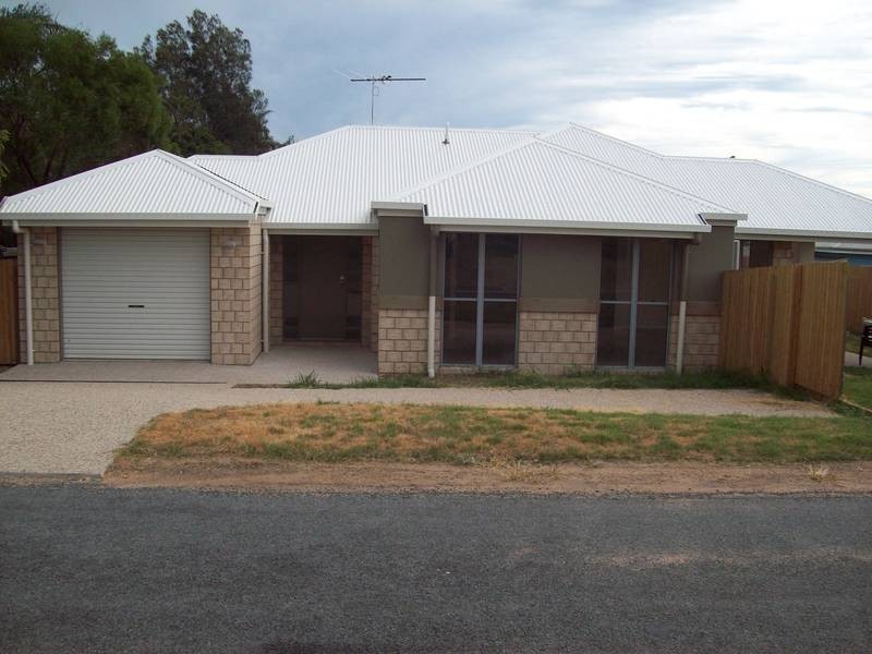 1 Albert Street, Churchill QLD 4305