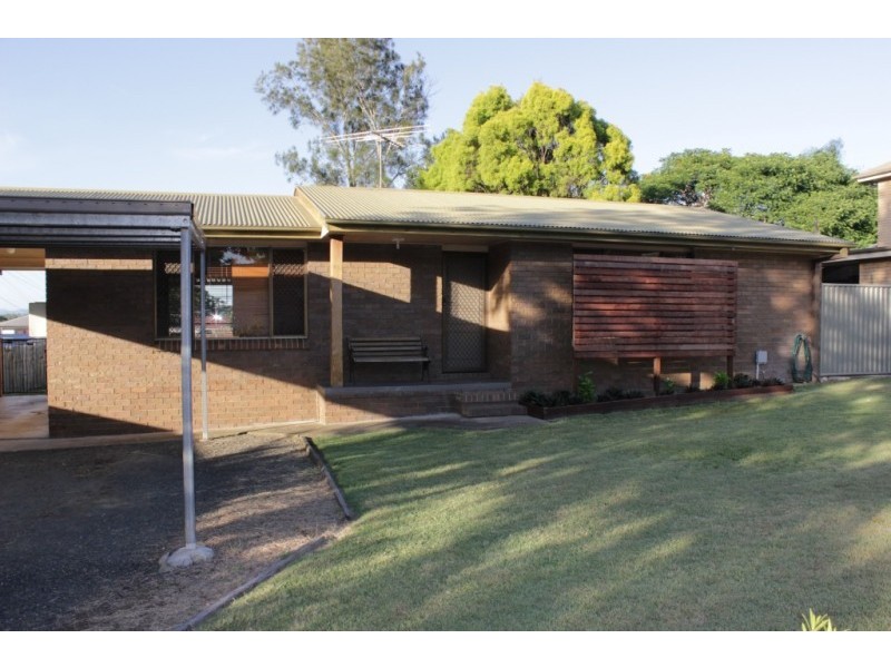 2 Churchill Street, Churchill QLD 4305