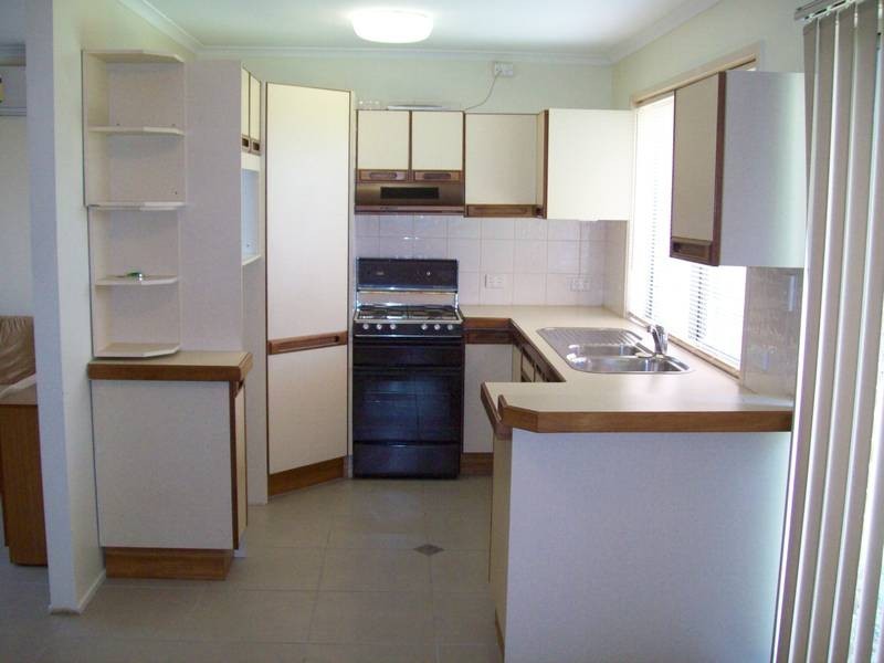 Lot 4, B/6-8 MCGREAVY, One Mile QLD 4305