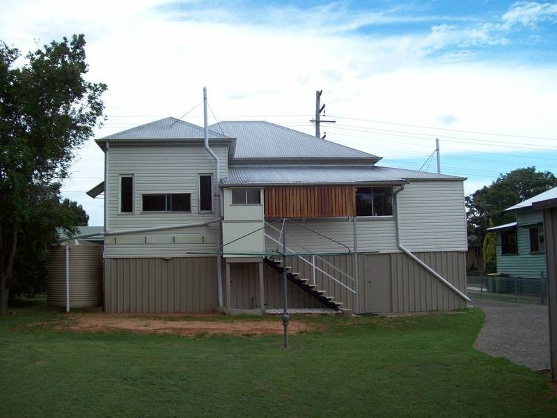 Raceview QLD 4305