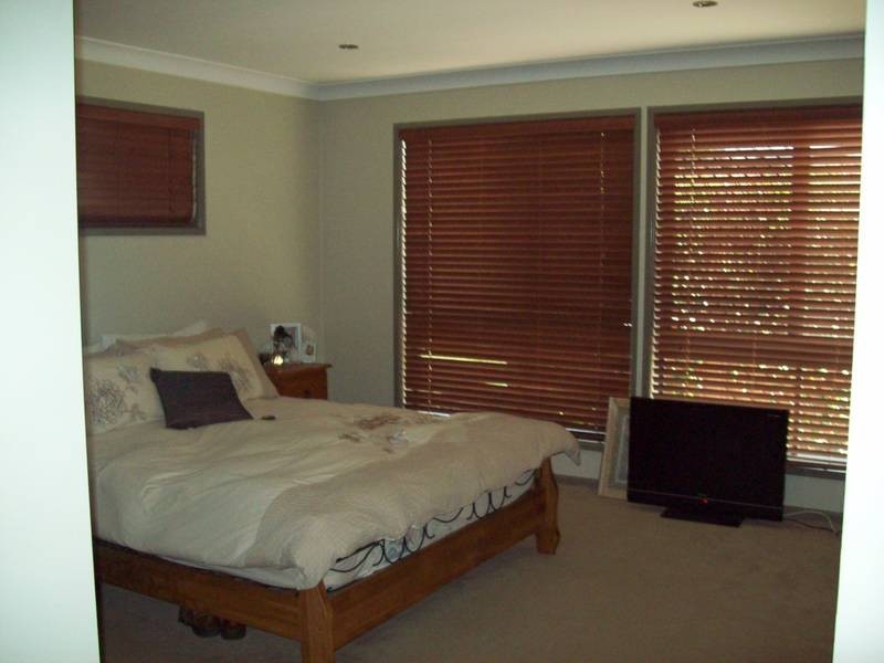 24 Hibiscus Street, Raceview QLD 4305