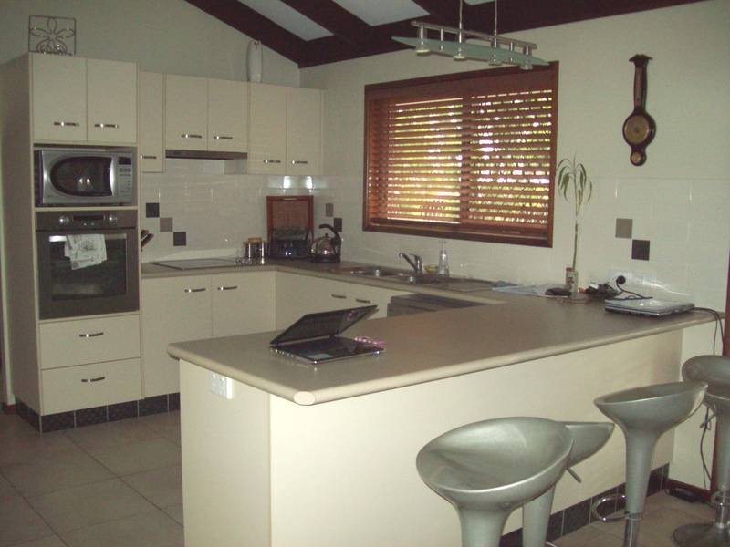 24 Hibiscus Street, Raceview QLD 4305