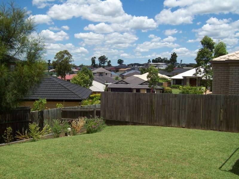 178 Lakeside Avenue, Springfield Lakes QLD 4300