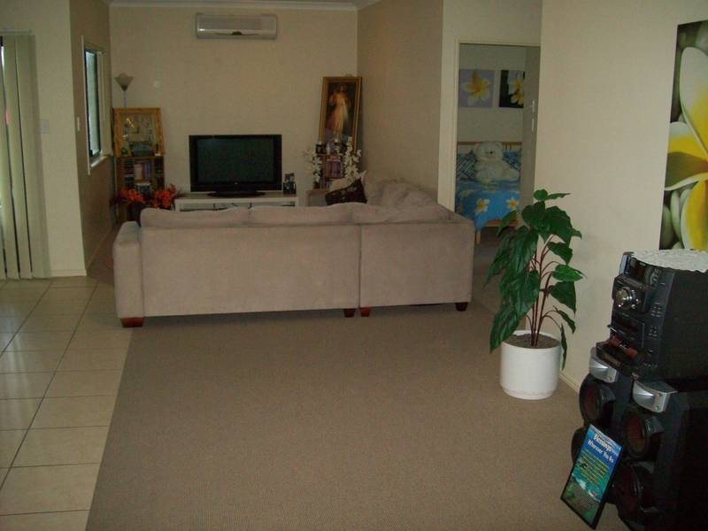 178 Lakeside Avenue, Springfield Lakes QLD 4300