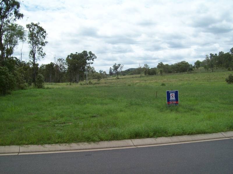 174 Bayley Road, Pine Mountain QLD 4306