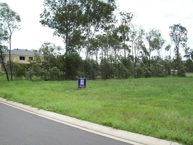 174 Bayley Road, Pine Mountain QLD 4306