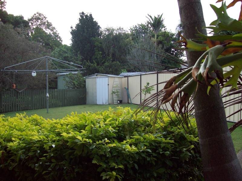 18 Knight Avenue, Silkstone QLD 4304
