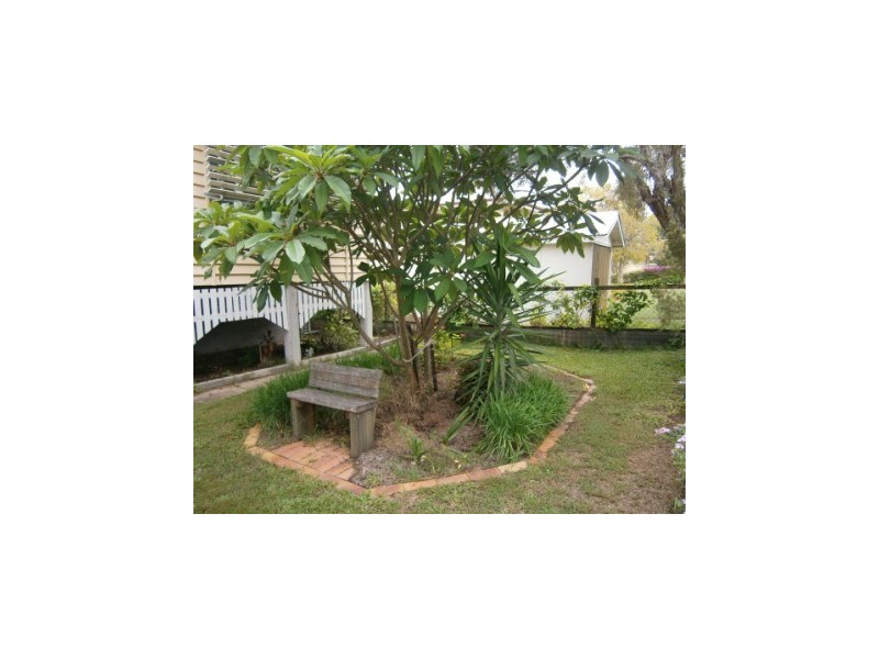 8 Edward Street, One Mile QLD 4305