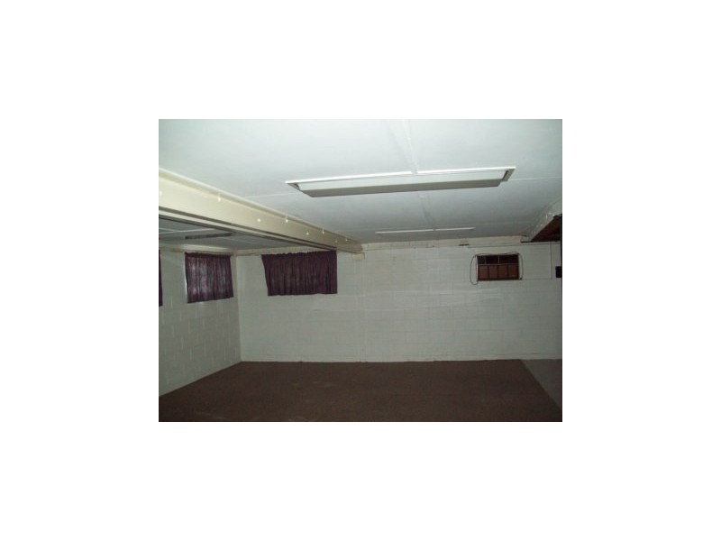 8 Edward Street, One Mile QLD 4305