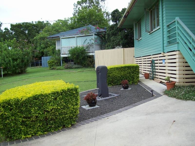 22 Lawson Street, Leichhardt QLD 4305