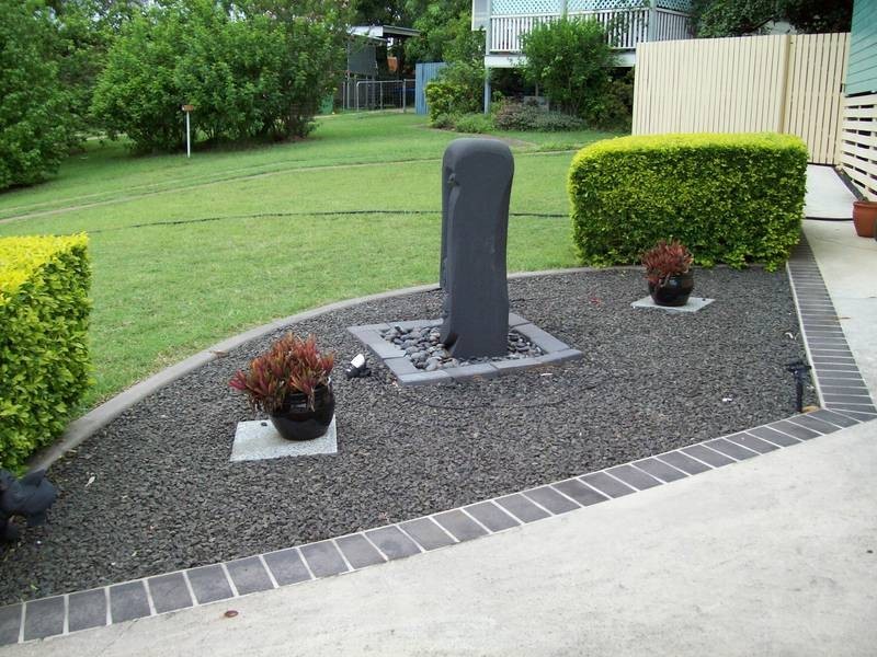 22 Lawson Street, Leichhardt QLD 4305