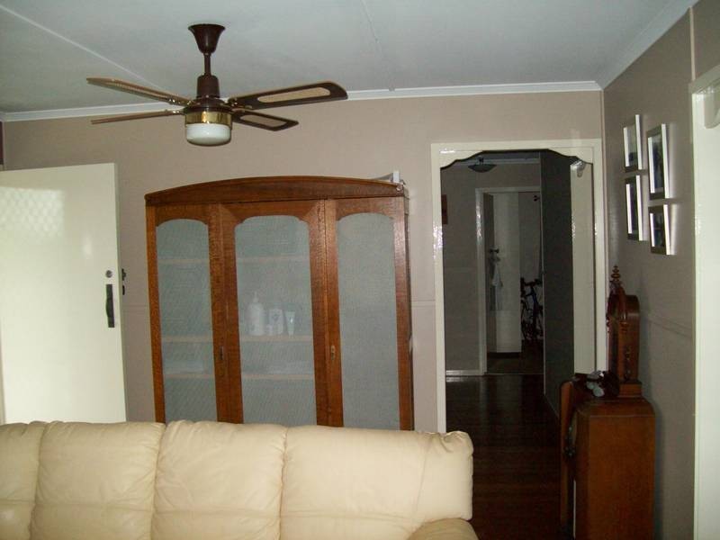 22 Lawson Street, Leichhardt QLD 4305