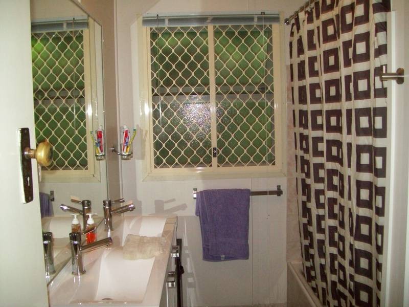 22 Lawson Street, Leichhardt QLD 4305