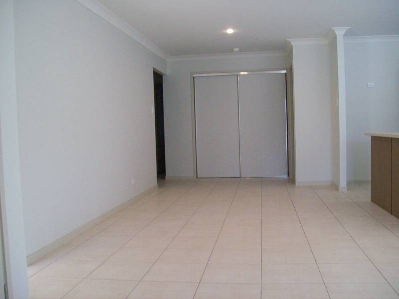 24 Scottsdale Street, Raceview QLD 4305