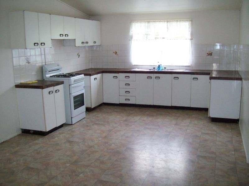 Silkstone QLD 4304