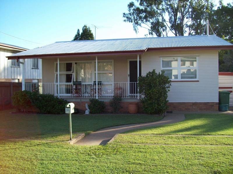 8 Parcell Street, Brassall QLD 4305