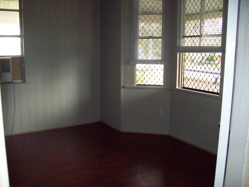 58 Barclay Street, Bundamba QLD 4304