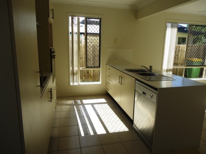 2/8 Merrell Street, East Ipswich QLD 4305