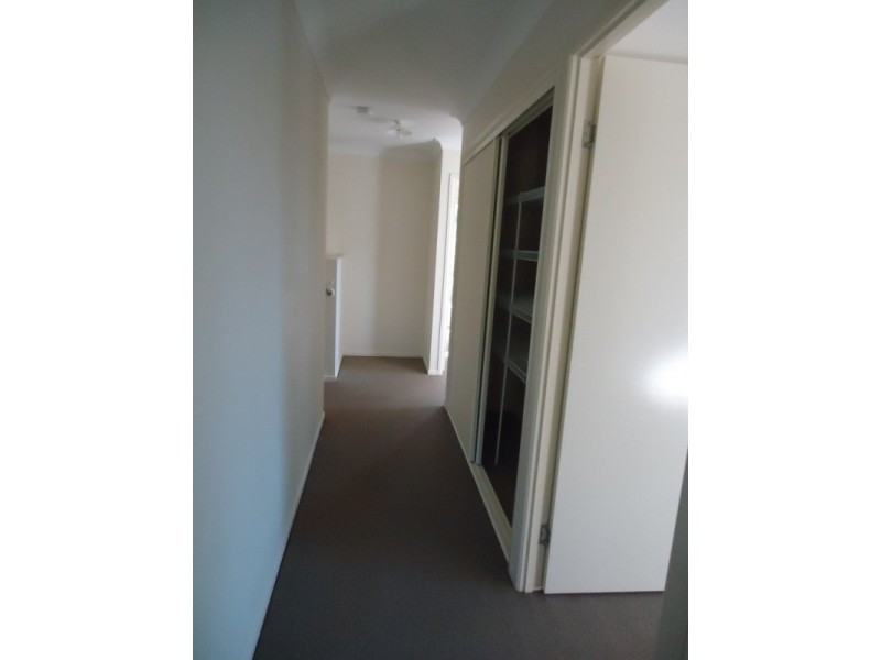 2/8 Merrell Street, East Ipswich QLD 4305