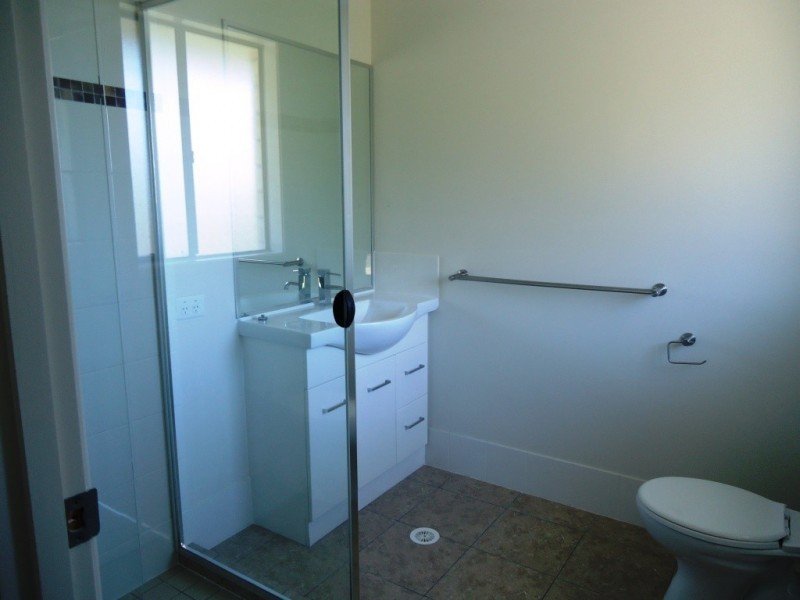 2/8 Merrell Street, East Ipswich QLD 4305