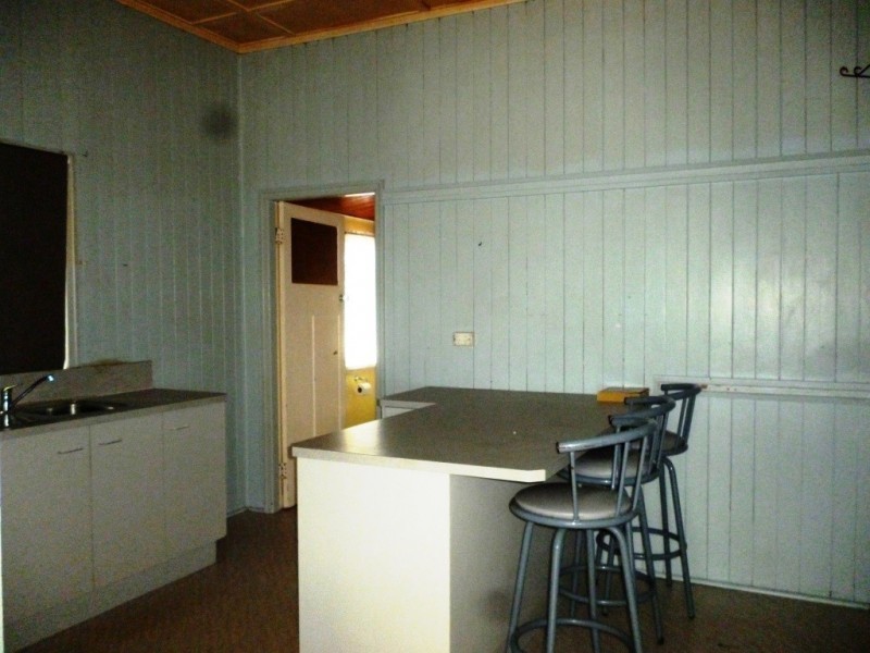 53 Cothill Road, Silkstone QLD 4304