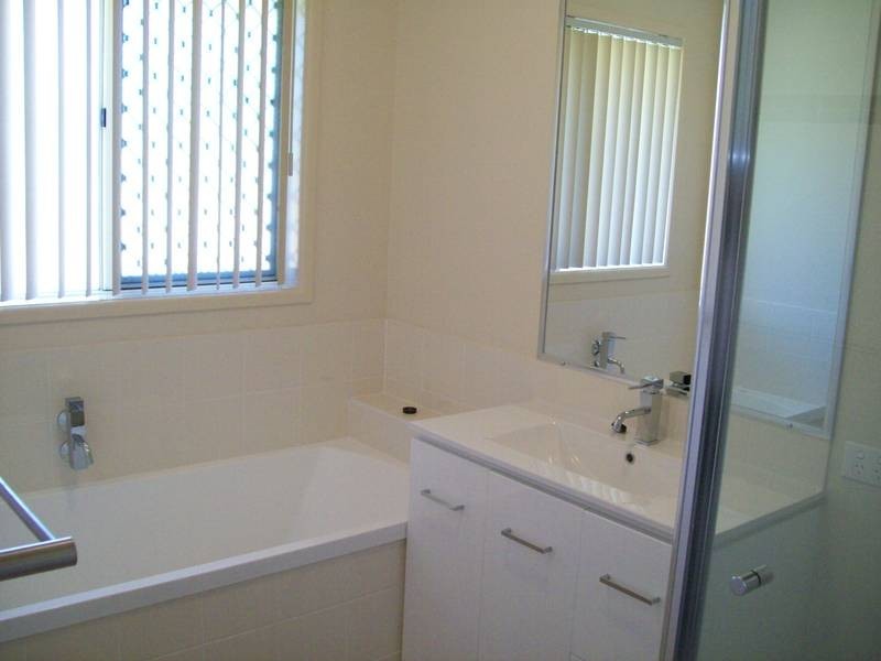 1/ 35A Woodford Street, One Mile QLD 4305