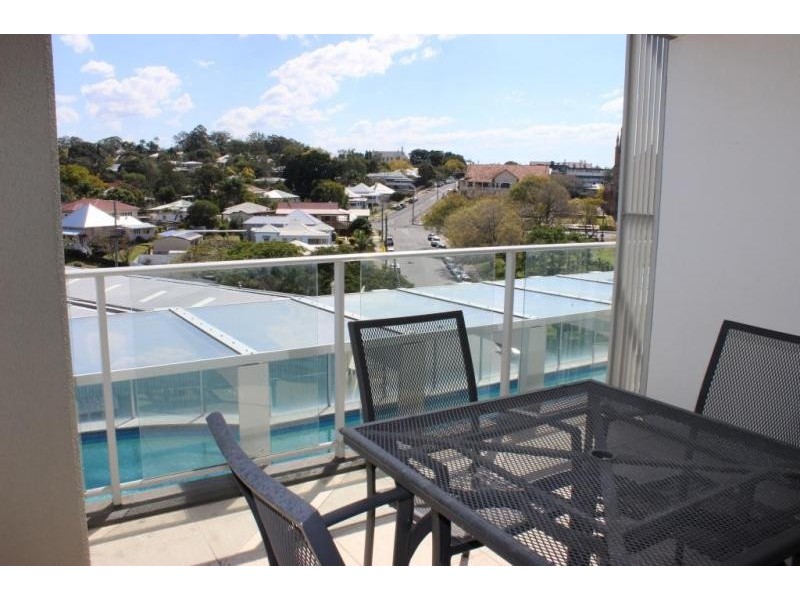 106/11 ELLENBOROUGH, Ipswich QLD 4305