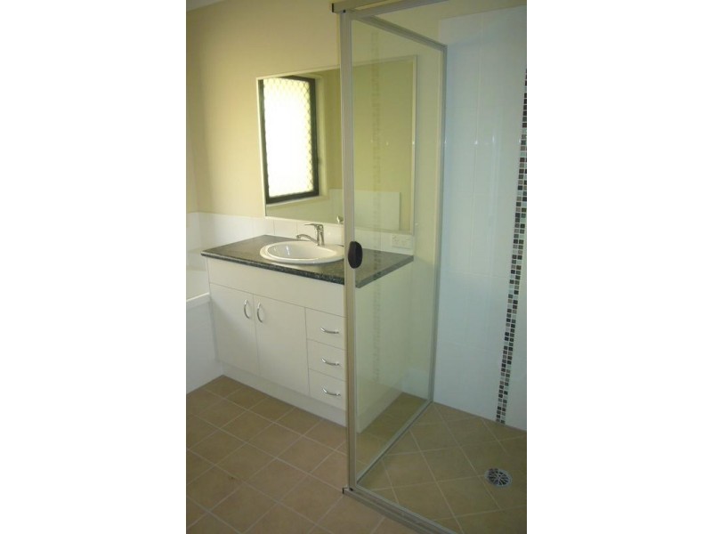 2 Chanel Court, Brassall QLD 4305