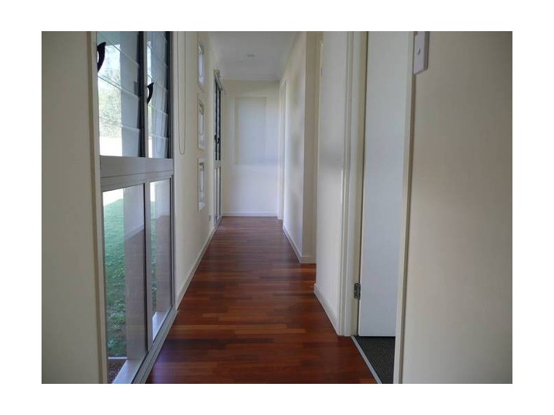 4 Heathwood Place, Collingwood Park QLD 4301