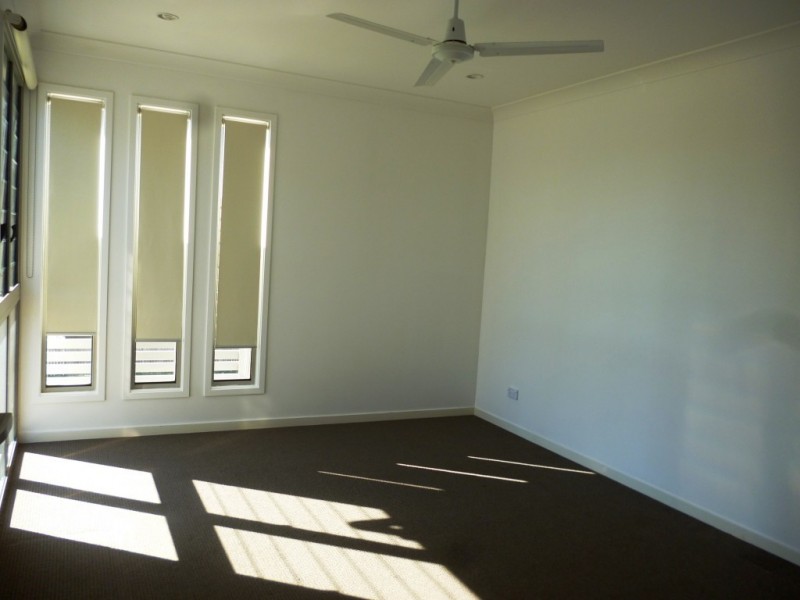 4 Heathwood Place, Collingwood Park QLD 4301