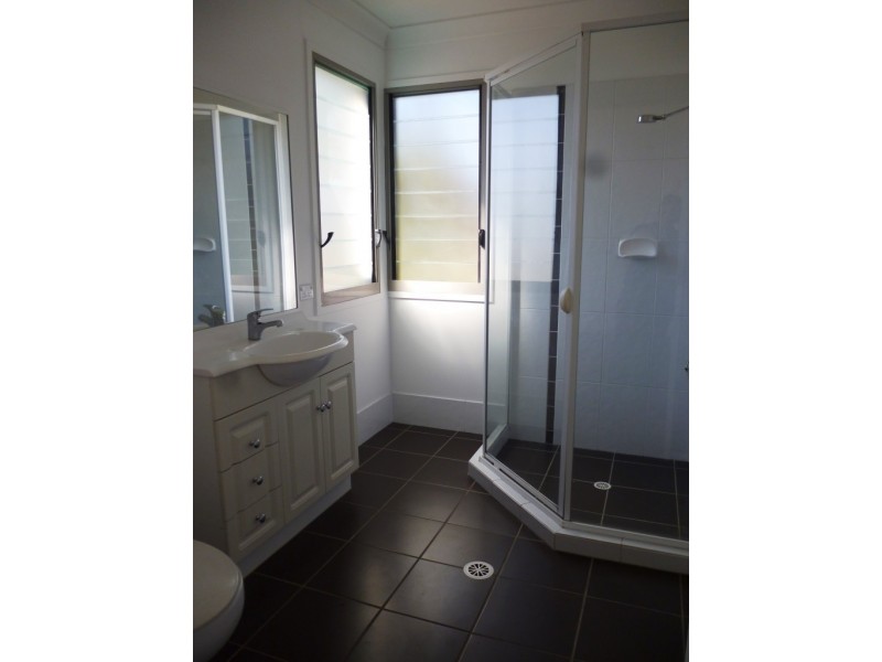 4 Heathwood Place, Collingwood Park QLD 4301