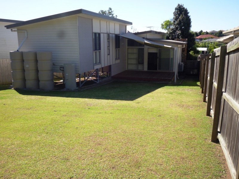 4 Heathwood Place, Collingwood Park QLD 4301