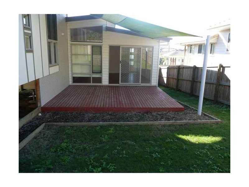 4 Heathwood Place, Collingwood Park QLD 4301