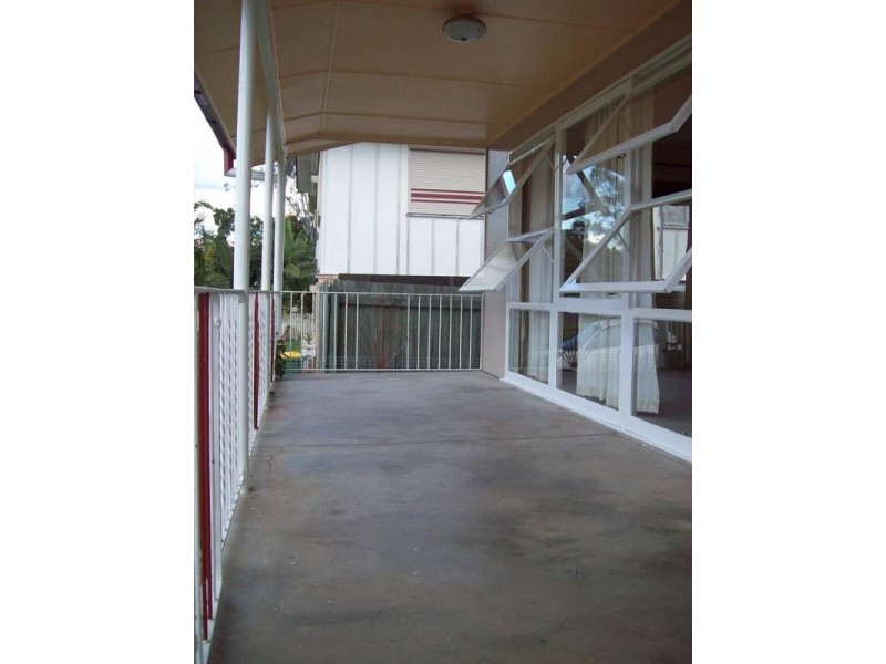 8 Parcell Street, Brassall QLD 4305