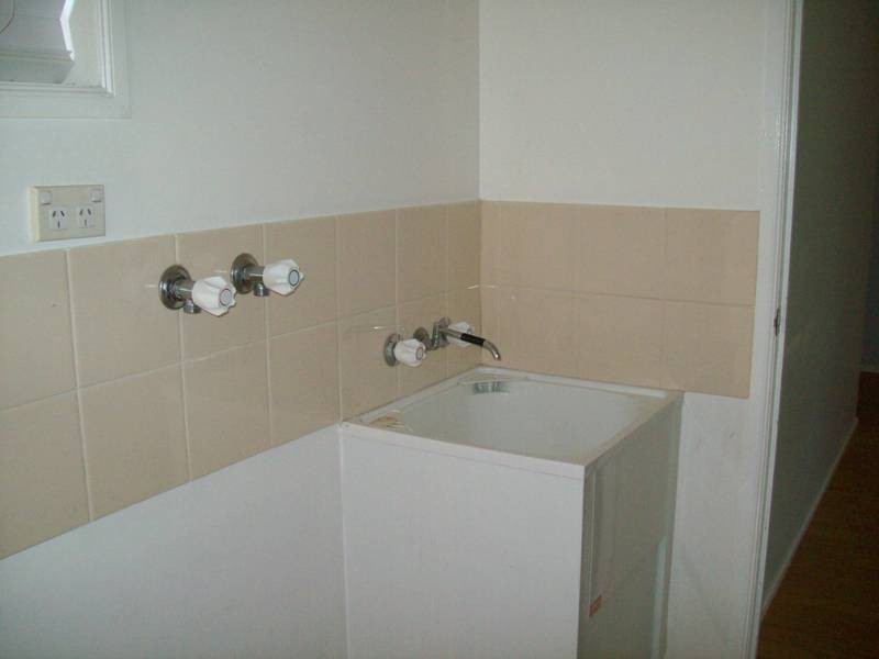 2/15 Mooney Close, Goodna QLD 4300