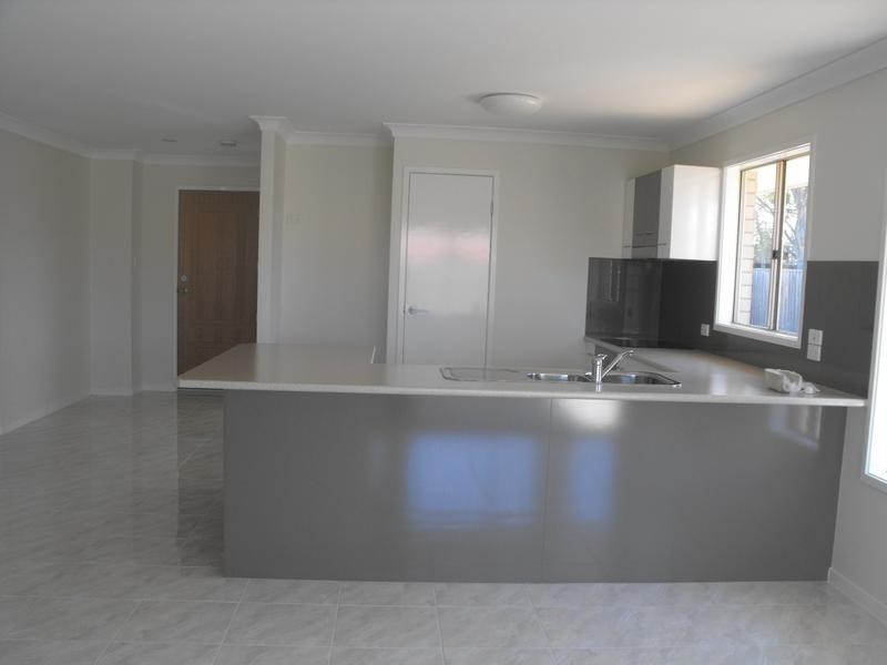 12 Westminster Crescent, Raceview QLD 4305