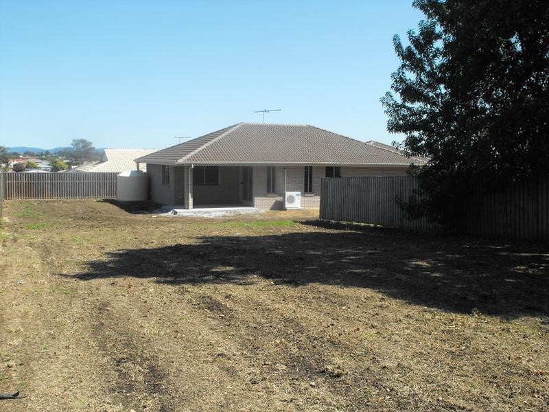 12 Westminster Crescent, Raceview QLD 4305