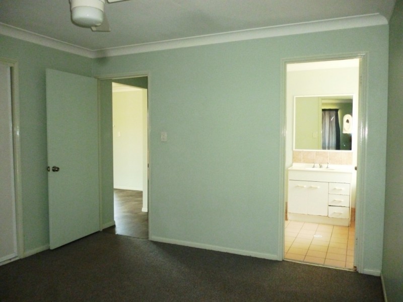 6 Battersby Street, One Mile QLD 4305
