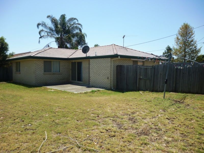 6 Battersby Street, One Mile QLD 4305