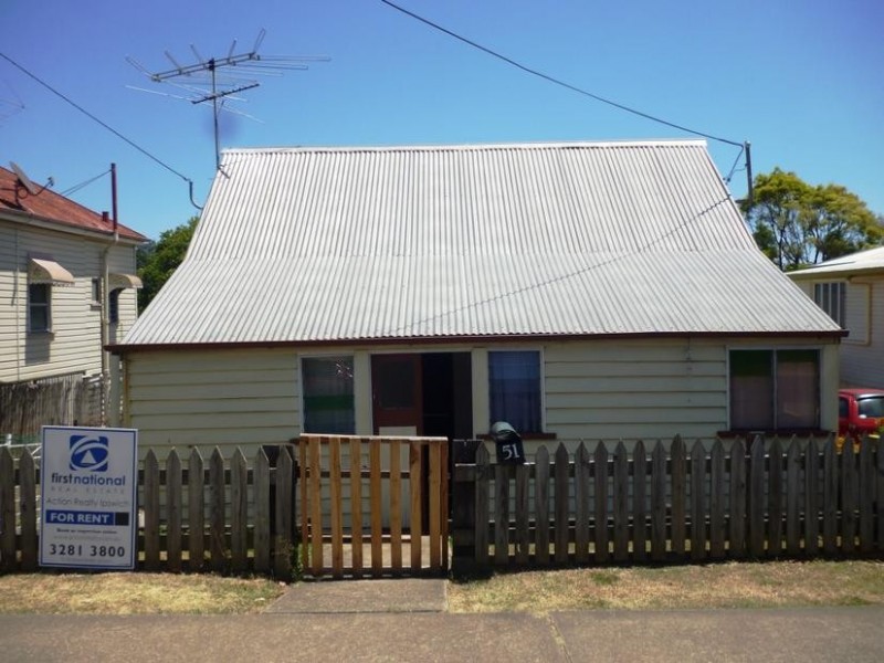 51 Thorn Street, Ipswich QLD 4305