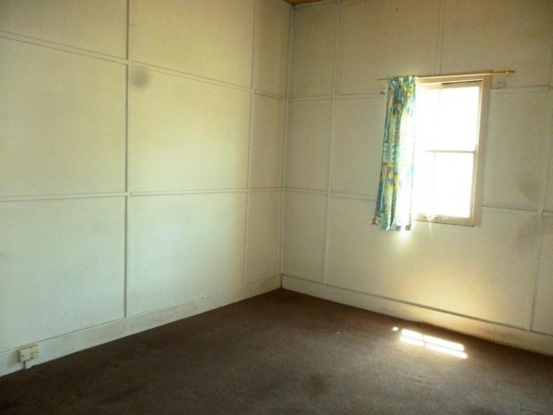 51 Thorn Street, Ipswich QLD 4305