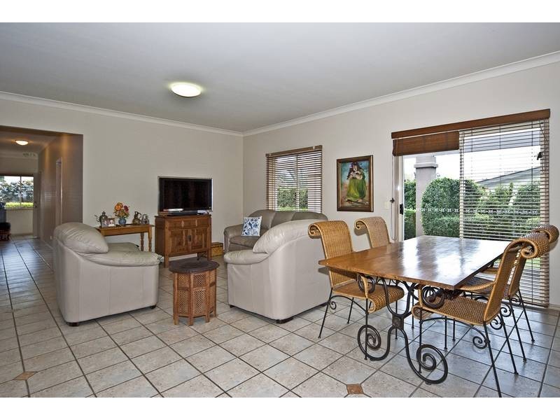 Newtown QLD 4305