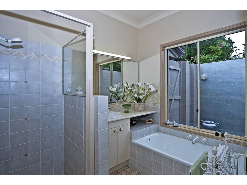 Newtown QLD 4305