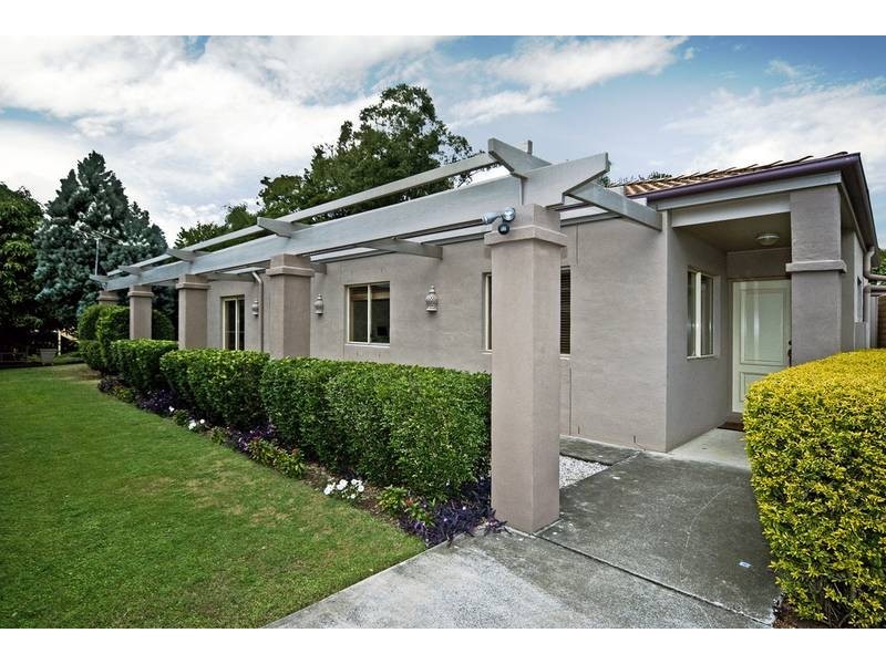 Newtown QLD 4305