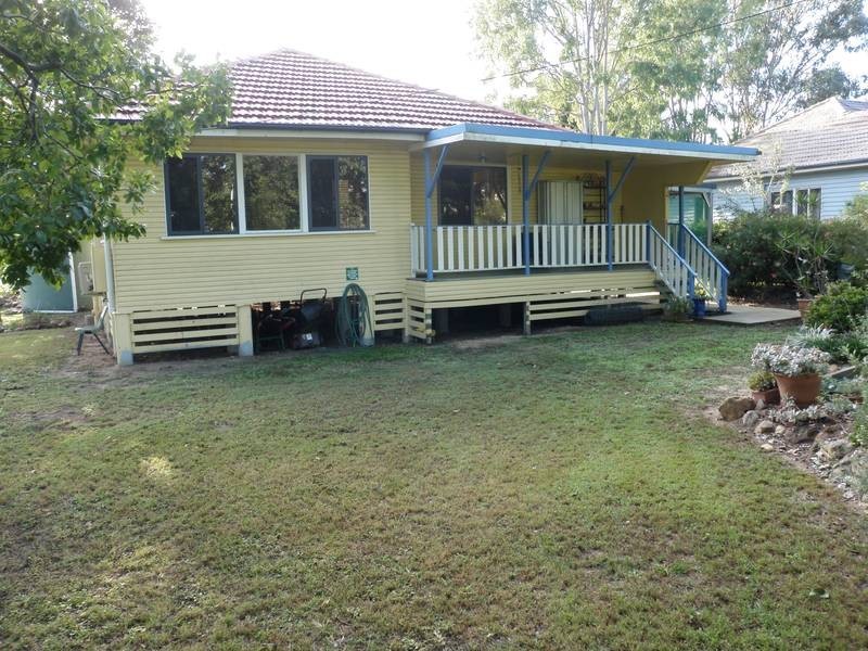 30 Burns Street, Fernvale QLD 4306