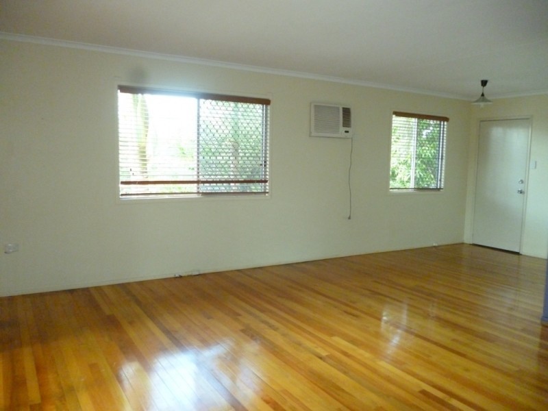 26 Chifley Crescent, Brassall QLD 4305