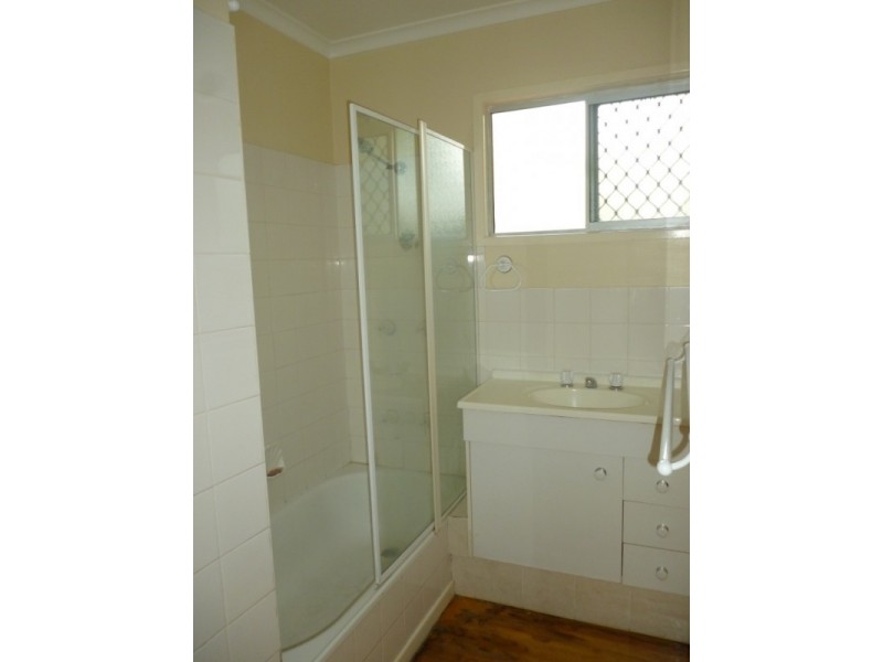 26 Chifley Crescent, Brassall QLD 4305